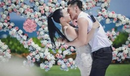 母亲爆料老公求婚视频