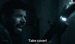 尸飞电影在线观看,惊悚在线直播，死亡降临屏幕前