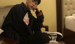 娱乐圈知情人士爆料,明星背后惊人真相大揭秘