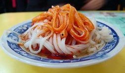 美西凉皮爆料视频,网红美食背后的制作过程大曝光