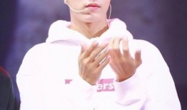 肖战最新吃瓜爆料,揭秘娱乐圈背后的惊人真相！