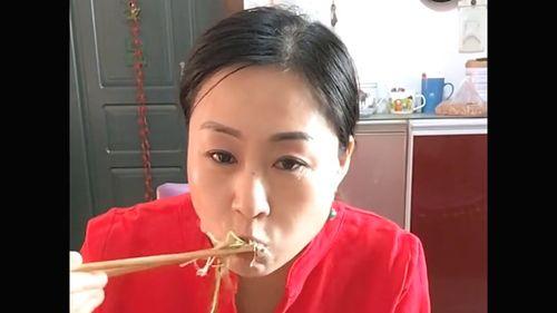 娱乐吃瓜酱网友吃瓜,吃瓜酱网友带你领略明星幕后故事